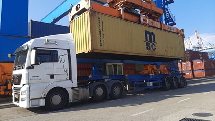 הובלת מכולות